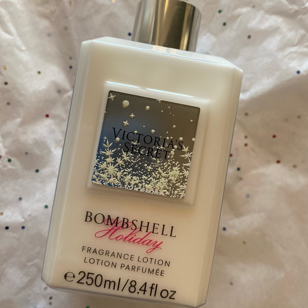 New VS bombshell holiday lotion